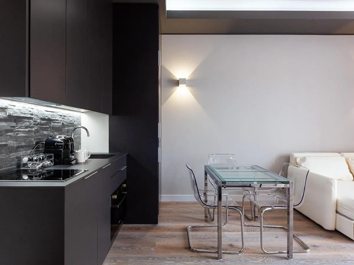 דירה מילאנו Easyhomes-City Centre Suites