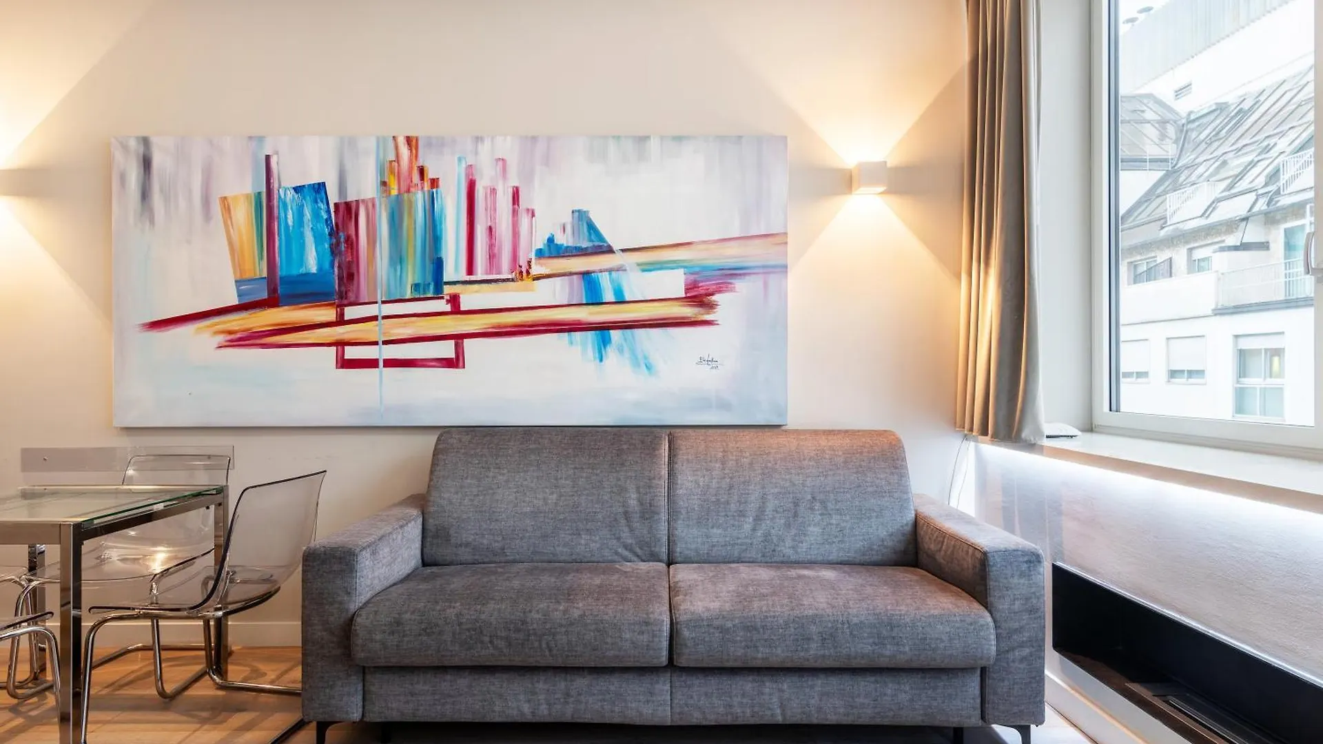 מילאנו Easyhomes-City Centre Suites 0*,  איטליה